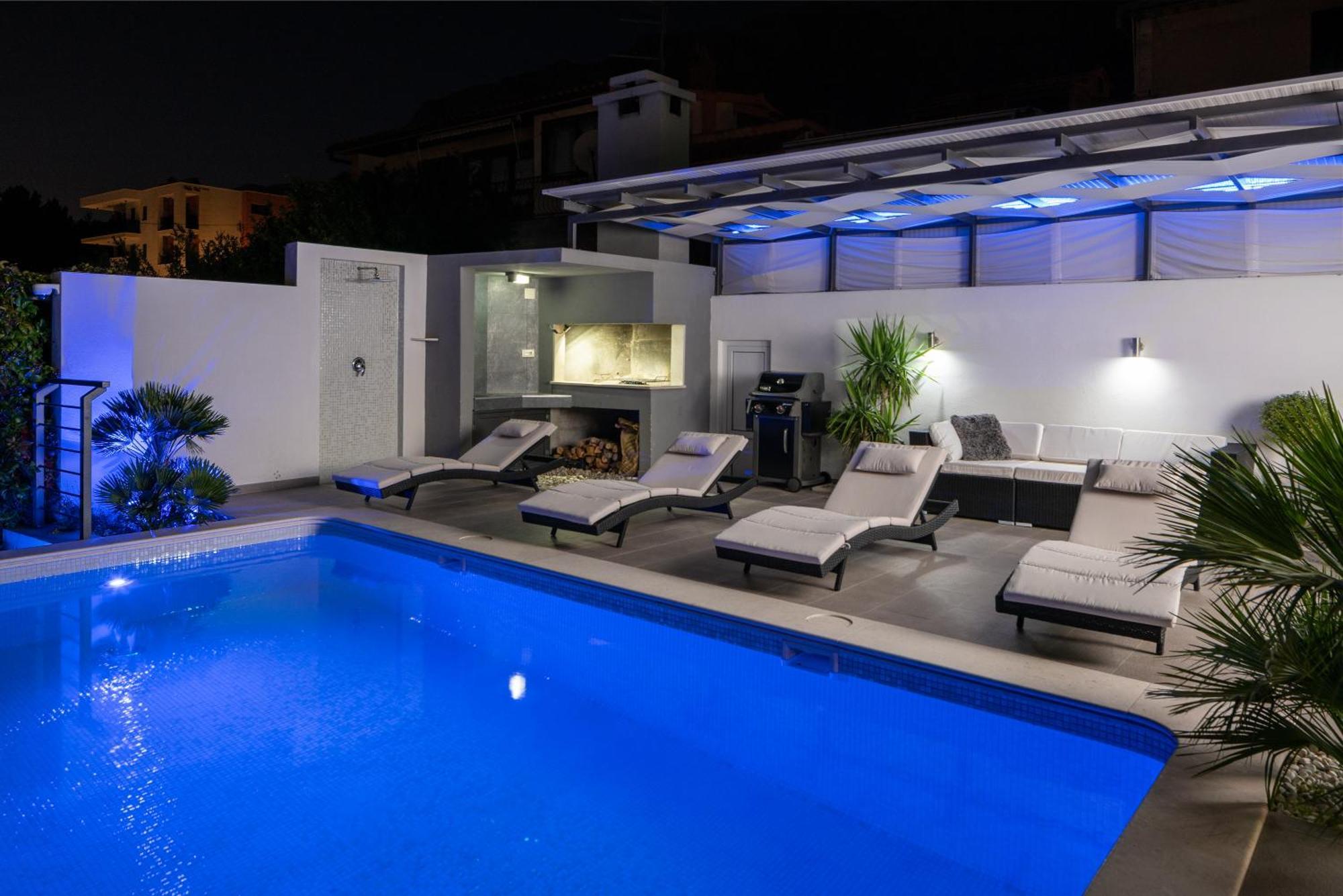 Villa Palladium Макарска Экстерьер фото