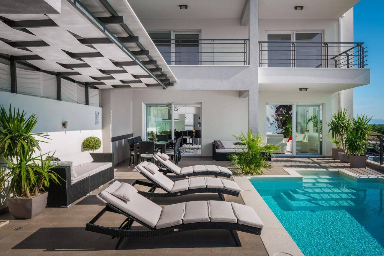 Villa Palladium Макарска Экстерьер фото